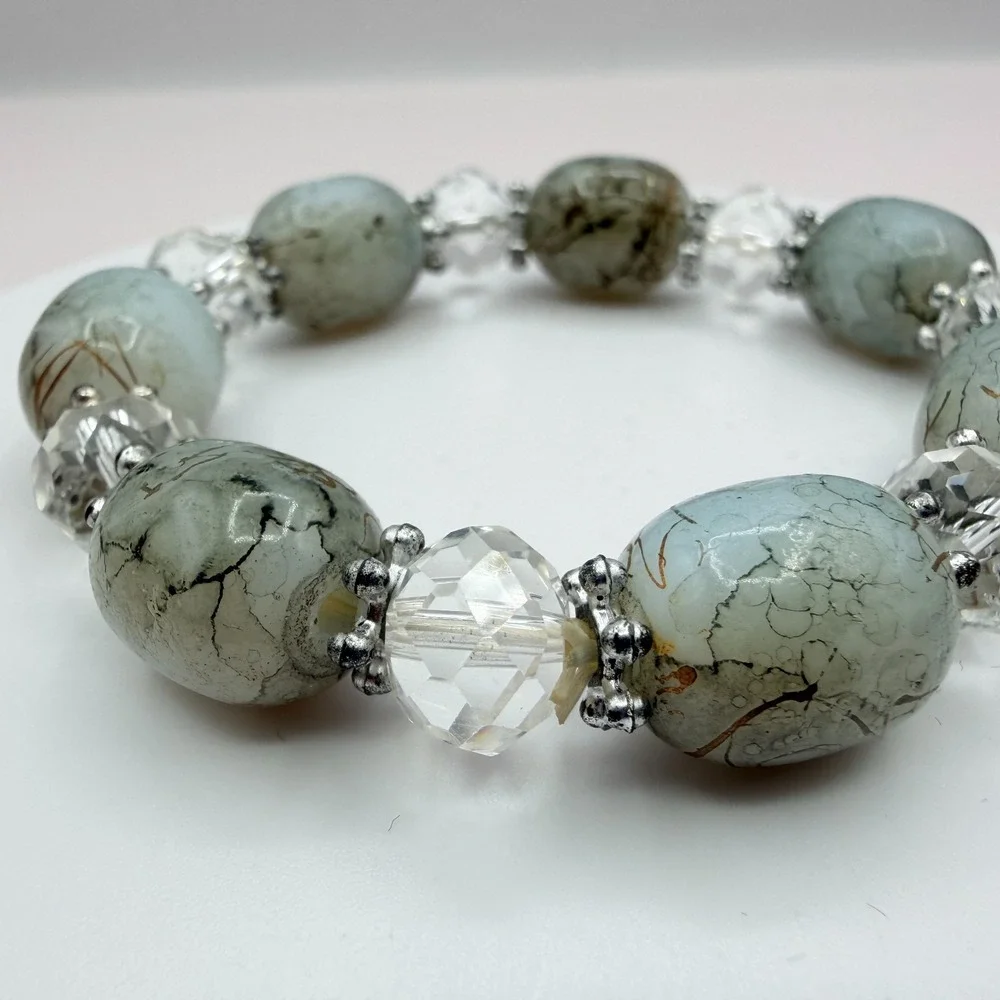 Vintage Silver Tone Beaded Stretch Bracelet Green Simulated Turquoise Glass Boho